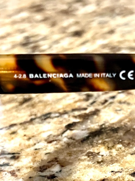 Timeless Balenciaga tortoise sunglasses
